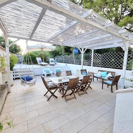 הוילה פאלרנה Vista Mare Su Tre Piani Con Giardino מראה חיצוני תמונה