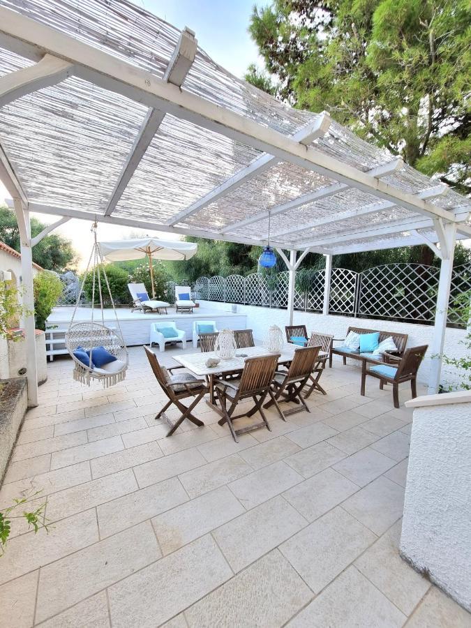 הוילה פאלרנה Vista Mare Su Tre Piani Con Giardino מראה חיצוני תמונה