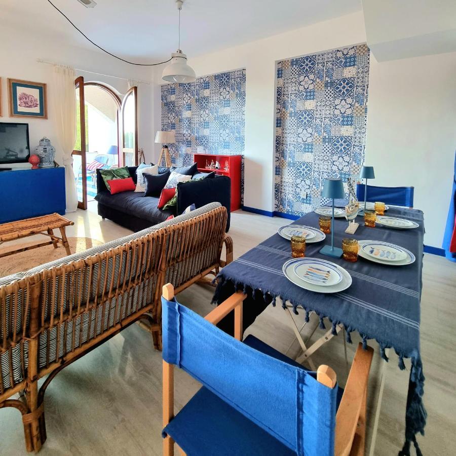 הוילה פאלרנה Vista Mare Su Tre Piani Con Giardino מראה חיצוני תמונה